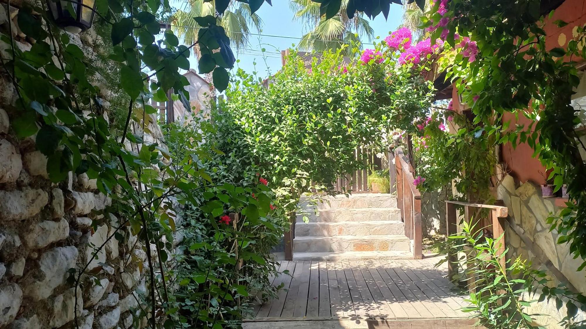 Apartament Demeter Rose Stonehouse Pansion Antalya Zewnętrze zdjęcie